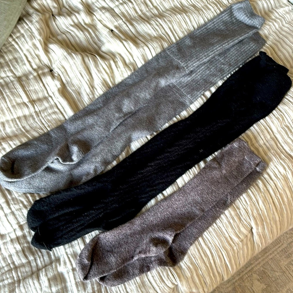 3 pairs of boot socks